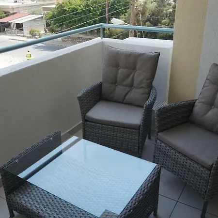 Aliki Apartment *
