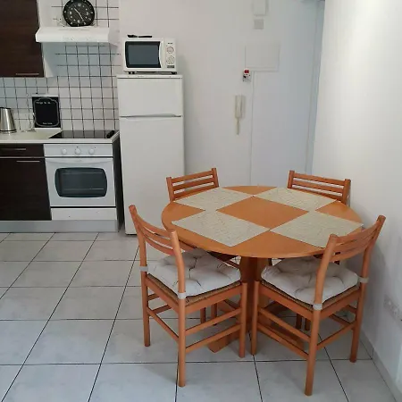 Aliki Apartment Larnaca