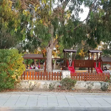 Aliki Apartament *